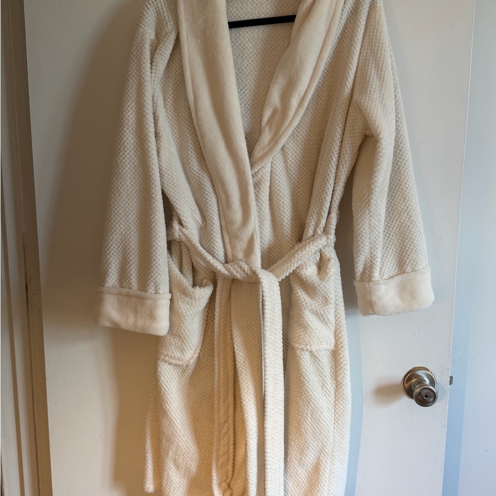 Ulta Beauty Cream Robe